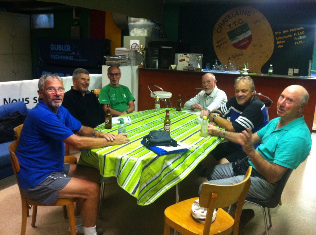 Club tennis de table de châtelaine groupe seniors du lundi après midi