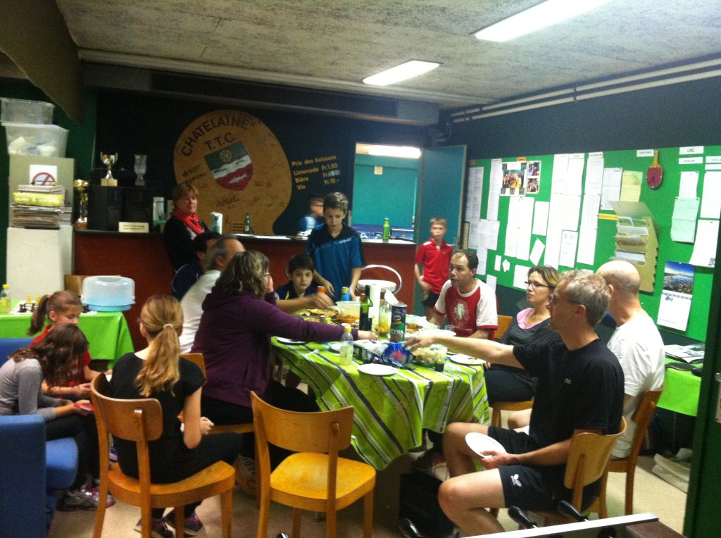Rencontre parents et enfants tennis de table châtelaine rencontre parents et enfants