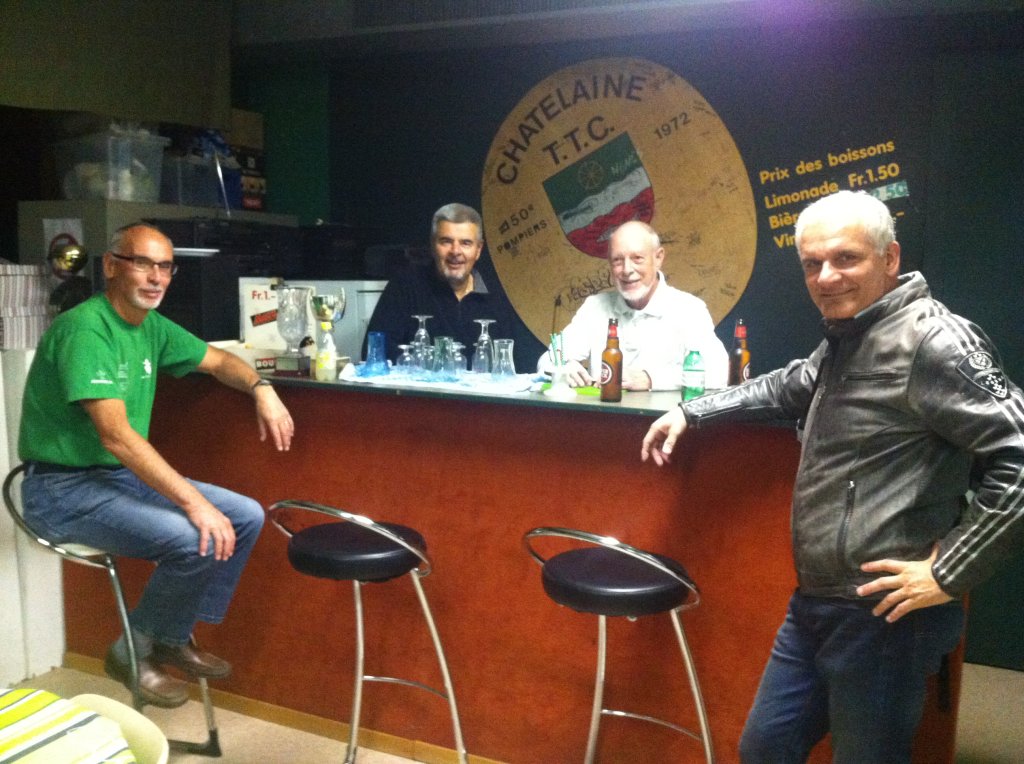 Buvette tennis de table châtelaine groupe seniors du lundi après-midi